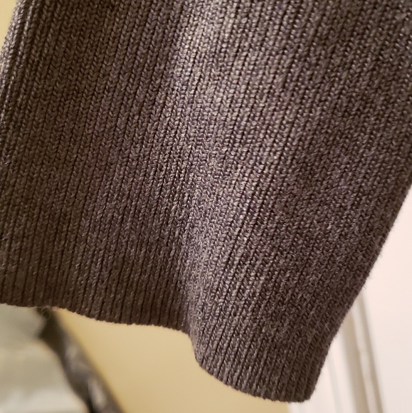 WHITE HOUSE BLACK MARKET CHEVRON ZIG ZAG PONCHO PU - Picture 6 of 8